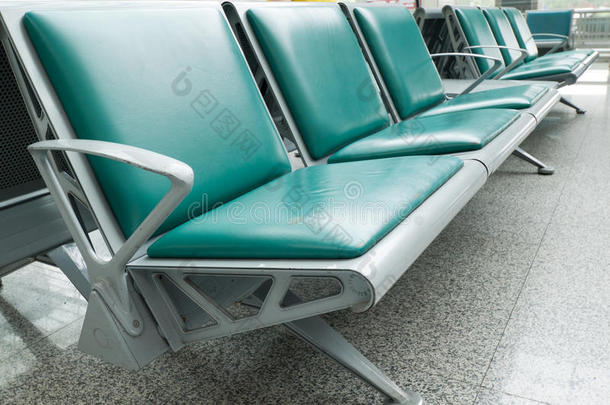 上海浦东机场的长椅