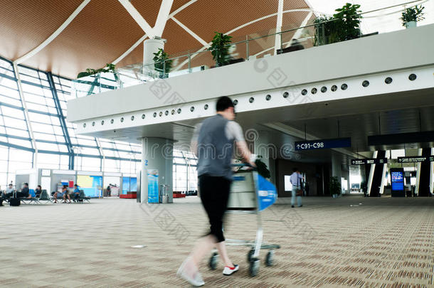 上海浦东机场旅客