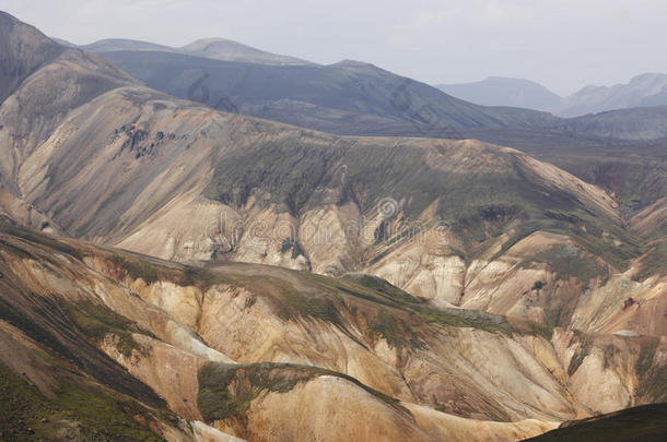 冰岛。南部地区。法拉巴克。<strong>流纹</strong>岩形成的火山地貌。