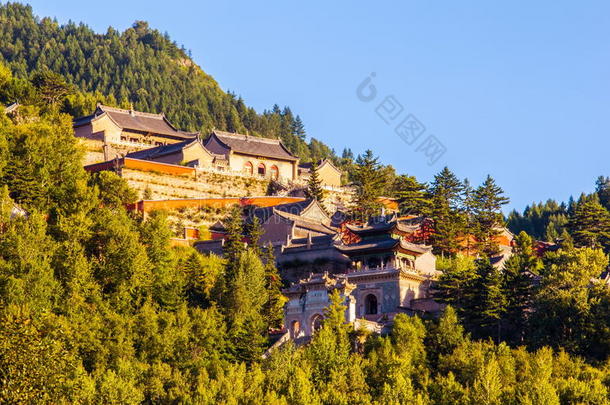 五台山场景。俯瞰南山寺。