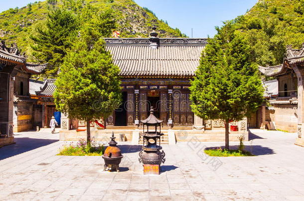 五台山风景区。普华寺庭院。