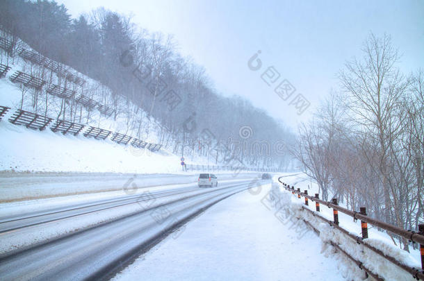 道路和冬季