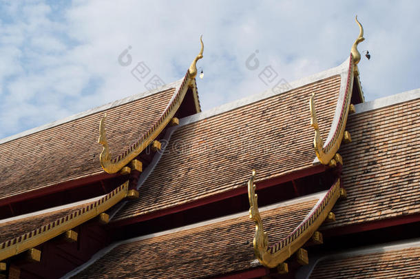 <strong>泰国</strong>艺术<strong>元素</strong>，在瓦夫拉辛哈寺的屋顶上
