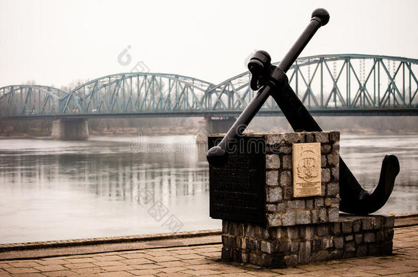 波兰-托伦著名的维斯图拉河<strong>桁架</strong>桥。交通基础设施。