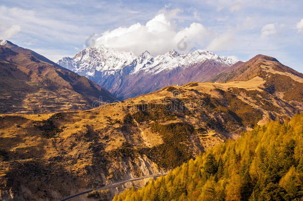 俯瞰四姑娘山