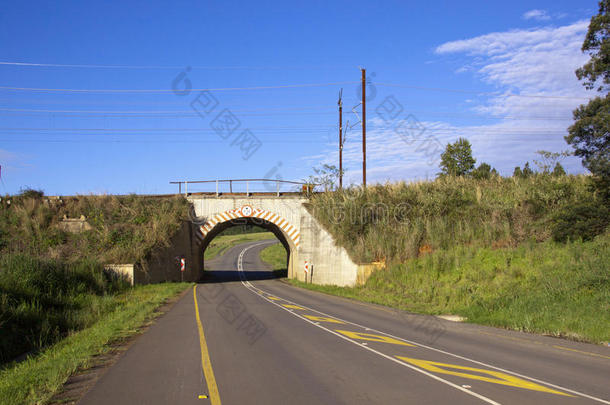 铁路线下限制高度区间隧道