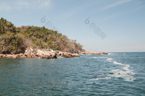 叶拉帕斯西部海岸线