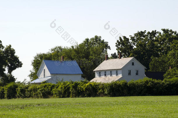 印第安纳州的旧农舍和谷仓