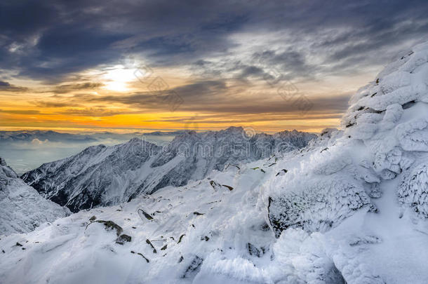 冬山冰雪景观