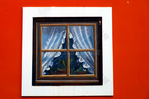 麦当娜迪卡姆彩绘窗户建筑立面图