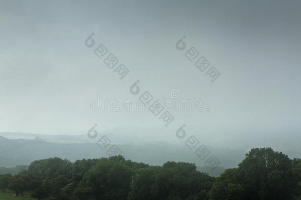 英格兰科茨沃尔德的田野风景