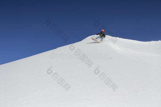 滑雪板<strong>自由行</strong>者