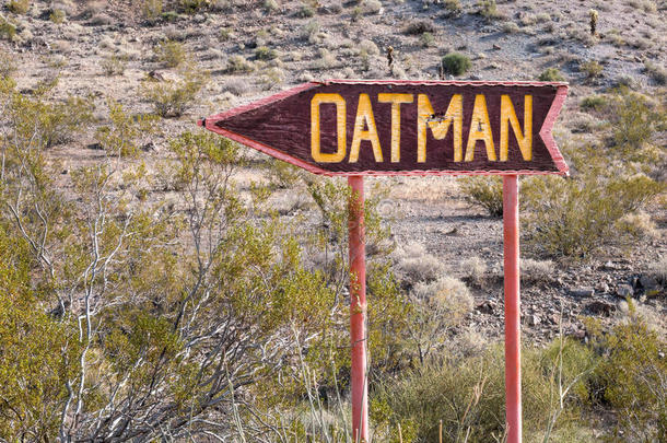 这条路去亚利桑那州的奥特曼