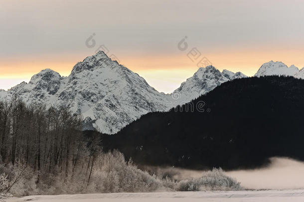 阿拉<strong>斯</strong>加的雪山。