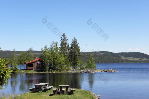 挪威-湖畔休息地