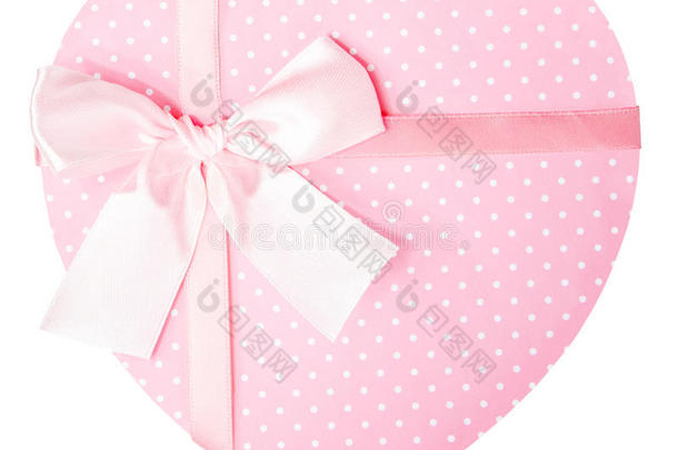 粉色心形礼品盒
