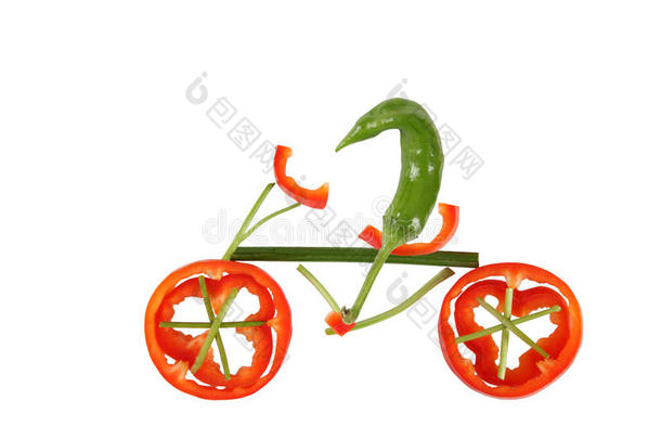 健康饮食。自行车上的小辣椒。