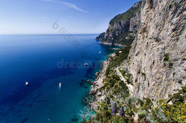 卡普里岛岩石海岸线（意大利）