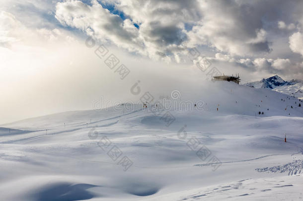 意大利阿尔卑斯山麦当娜迪坎皮格里奥<strong>滑雪场</strong>附近的<strong>滑雪场</strong>