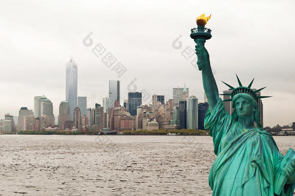 纽约城市景观和自由女神像，美国