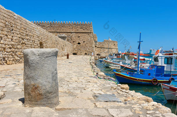 赫拉克利翁港和城堡。希腊克里特岛