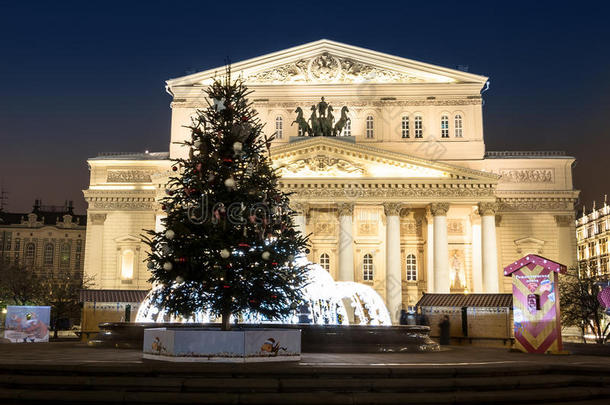 莫斯科大街大剧院附近的假日照明