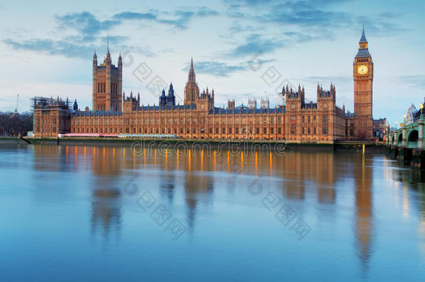 英国国会大厦-大本钟，英国