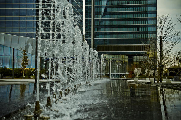 水晶塔，马德里摩天大楼，位于金融区，四座现代摩天大楼（cuatro torres），西班牙