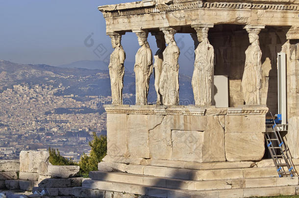 希腊埃雷克泰恩神庙，女祭司古代雕像