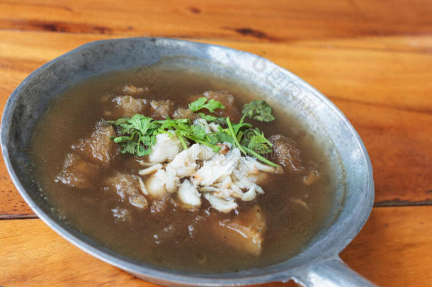 泰国传统美食，中国汤鱼肚汤