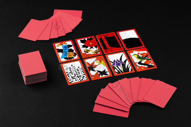 日本<strong>纸牌游戏</strong>hanafuda