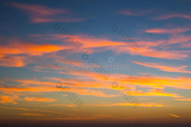 通帕府国家公园的清晨天空