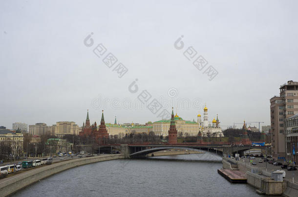 莫斯科河与<strong>克里姆林</strong>宫