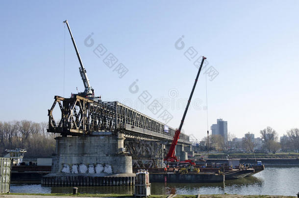 布拉迪斯拉发斯塔里最大桥拆除