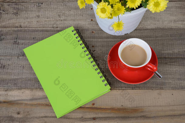 绿皮书加咖啡。