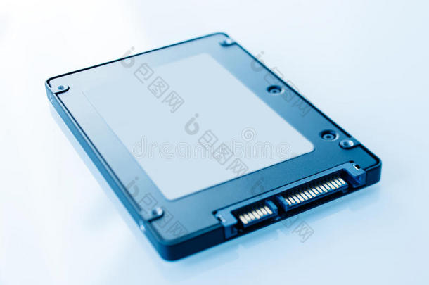 ssd<strong>磁盘驱动器</strong>