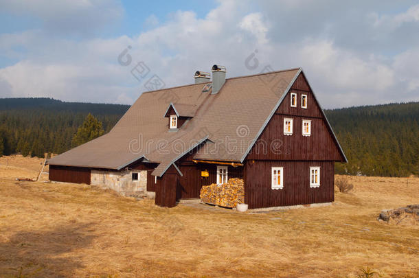 山间小屋