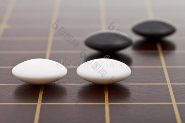 在围棋游戏中很少有石头