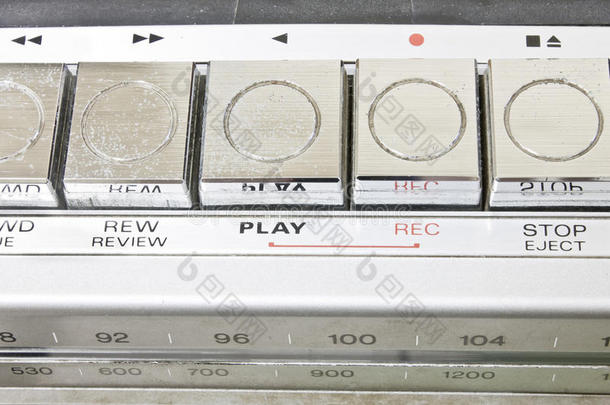 老式盒式录音机