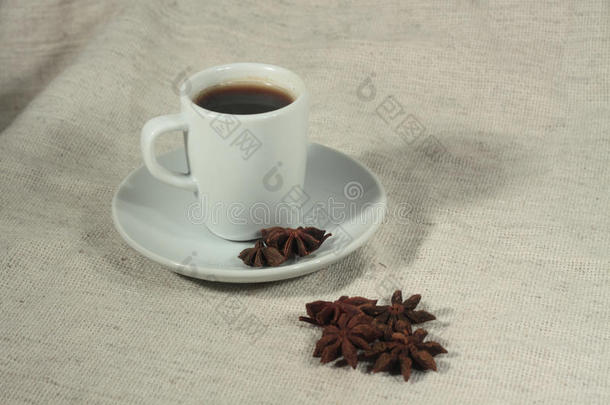 一杯咖啡和真星茴香