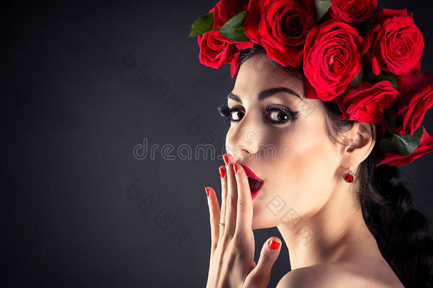 红玫瑰美女时装模特