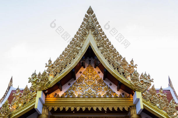 古泰国寺庙，泰国古典艺术山墙。