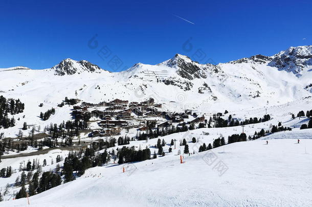 贝莱普拉涅，冬季风景在滑雪胜地拉普拉涅，法国