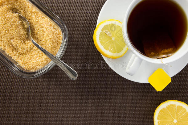 茶杯红糖柠檬片