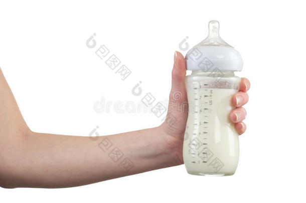 瓶装奶粉。