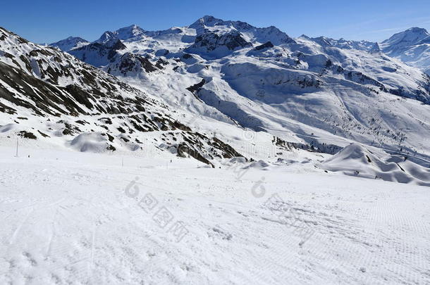 香槟，冬季风景在滑雪胜地拉普拉涅，法国