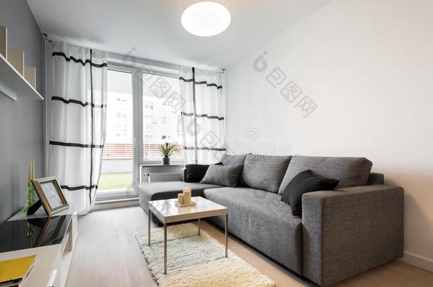 现代客厅灰色沙发