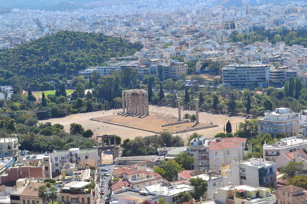 雅典景观（与奥林匹亚宙斯神庙）