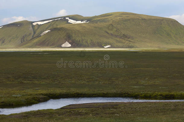 冰岛。南部地区。法拉巴克。<strong>流纹</strong>岩形成的景观。