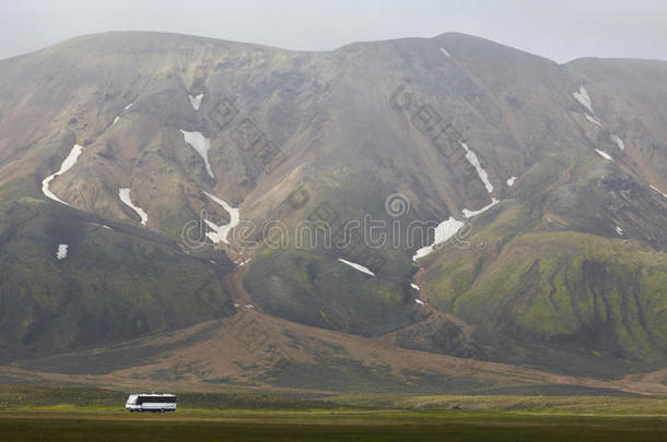 冰岛。南部地区。法拉巴克。火山地貌，<strong>流纹</strong>岩形成和总线。